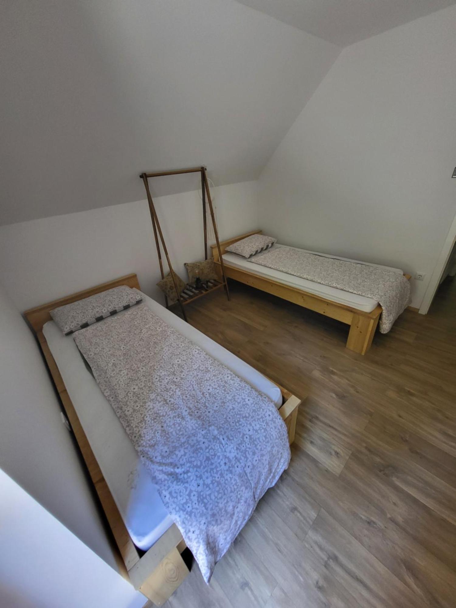 Holiday home Hisa Vrhov Dol *